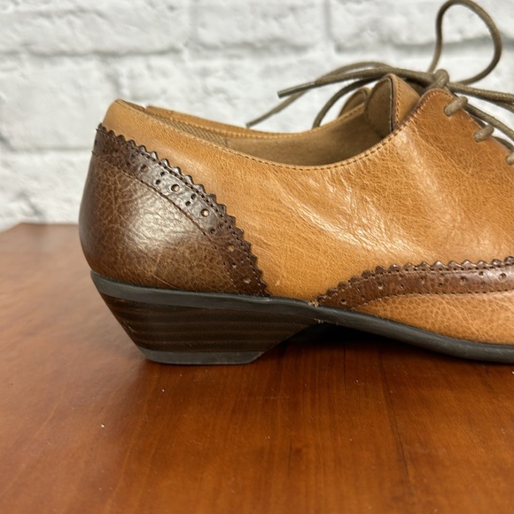 Comfortiva Shoes Comfortiva Reddell Browntan Leather Lace Feminine